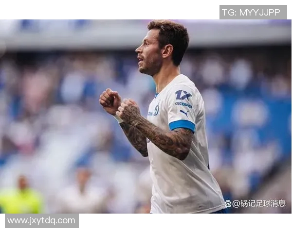 俄罗斯足球界的魅力代表最帅明星球员盘点与成就回顾